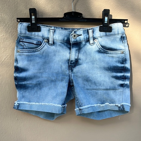 Girls Levi's Boyfriend Denim Shorts Size 12 Regular Adjustable Waist Red Tab